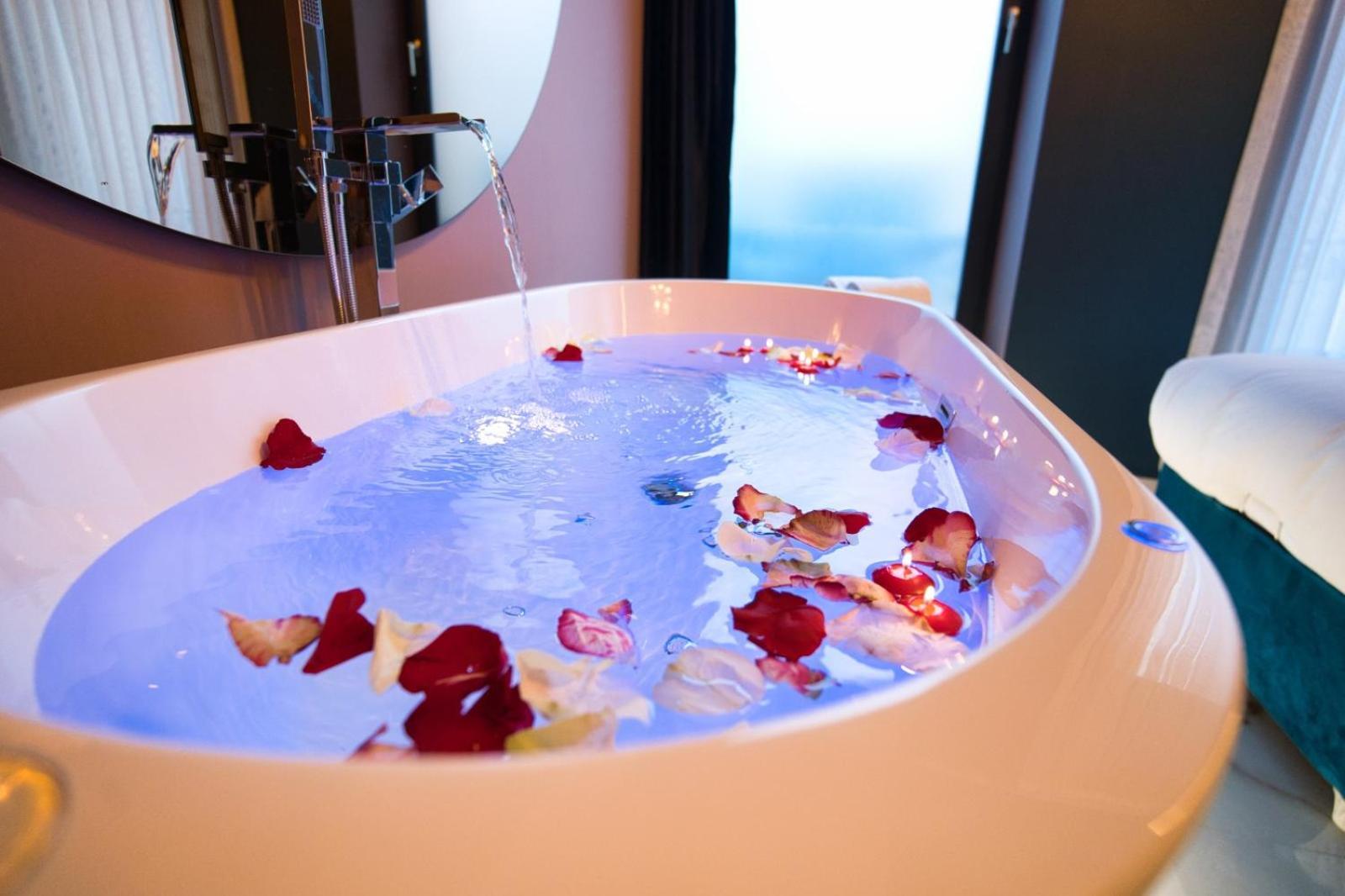 Life Voyage Residence & Spa - Strasbourg'S City Center Luxury Experience Eksteriør bilde